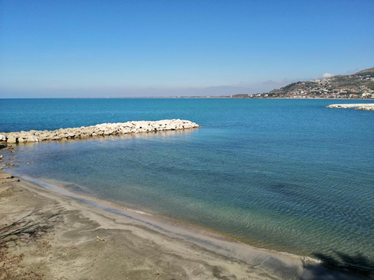 Panoramic Apartments In Villa In Center "The Beach And The Cliff" 1 Agropoli Luaran gambar