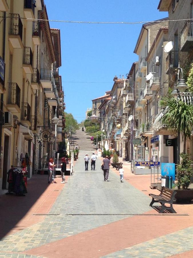 Panoramic Apartments In Villa In Center "The Beach And The Cliff" 1 Agropoli Luaran gambar