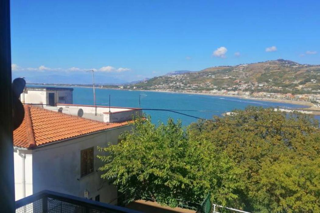 Panoramic Apartments In Villa In Center "The Beach And The Cliff" 1 Agropoli Luaran gambar