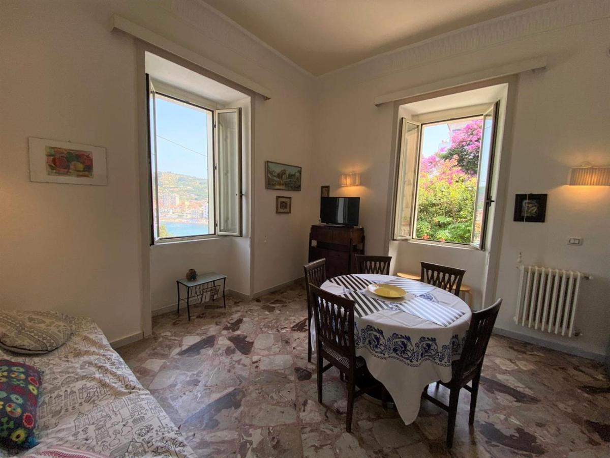 Panoramic Apartments In Villa In Center "The Beach And The Cliff" 1 Agropoli Luaran gambar