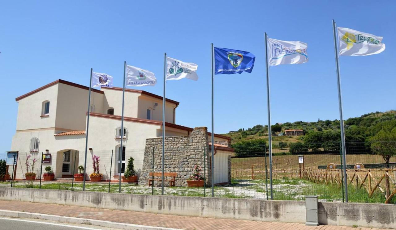 Panoramic Apartments In Villa In Center "The Beach And The Cliff" 1 Agropoli Luaran gambar