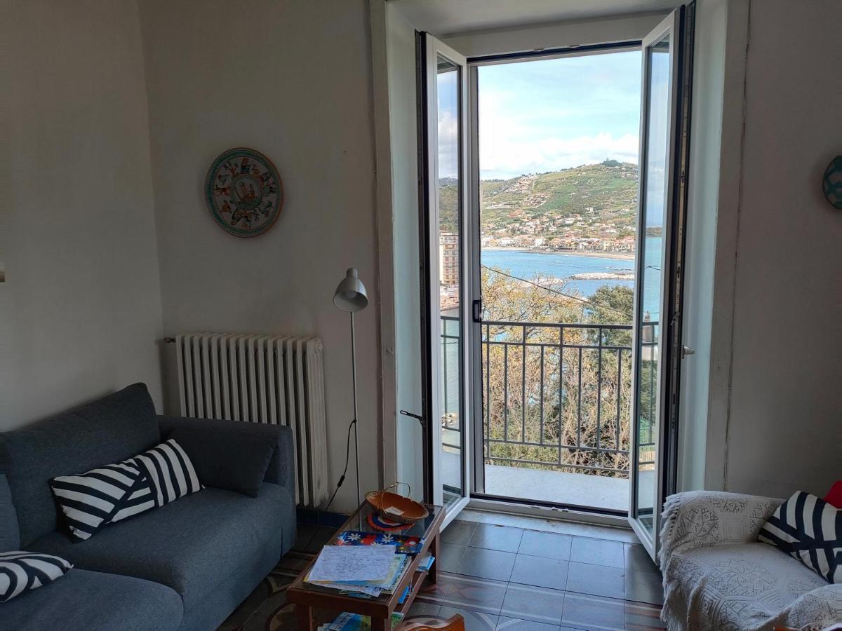 Panoramic Apartments In Villa In Center "The Beach And The Cliff" 1 Agropoli Luaran gambar